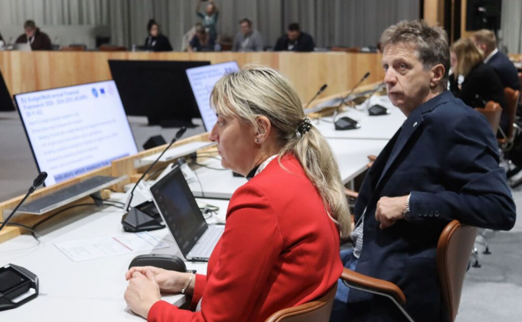 Olle nemeth orsolya es olle attila a tanacskozason 1024x632 2