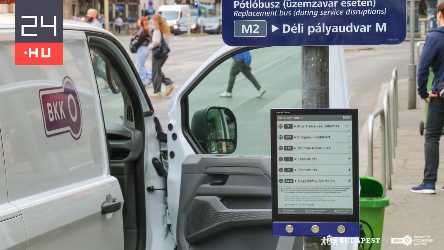Újabb megállókban jelentek meg a hangos tájékoztatást nyújtó e-papír-kijelzők
