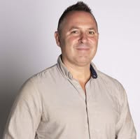 Urszinyi feher csaba